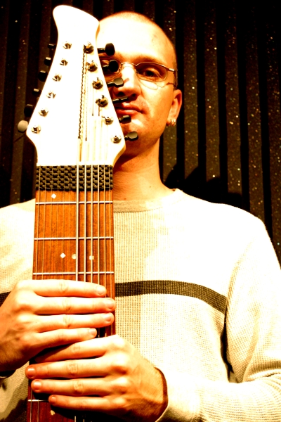 HP and Warr Guitar